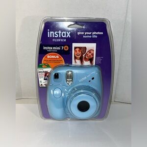 Fujifilm Instax Mini 7+ Instant Camera - Light Blue Brand New / Sealed